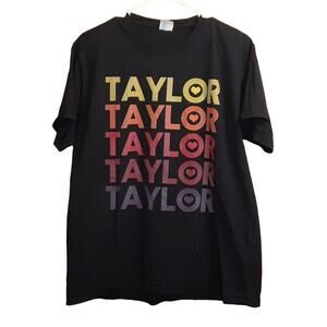 Port & Company Women's Large Taylor Graphic Tshirt Black Short Sleeve
